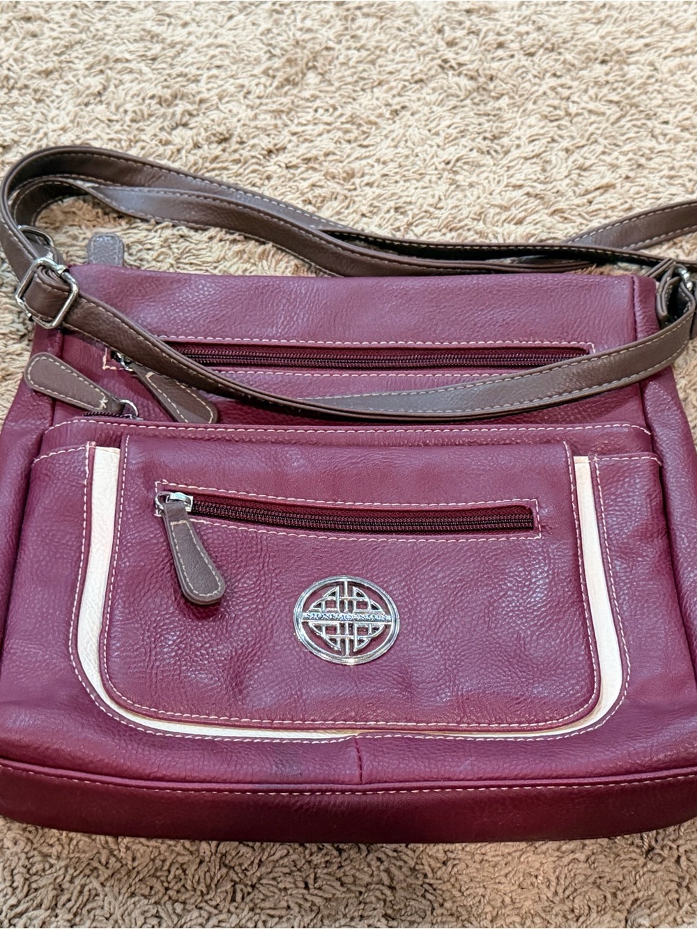 Stone Mountain Purse Leather Red Crossbody Shoulder Bag Purse Pockets Med